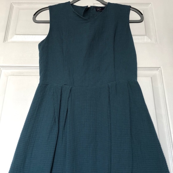 GAP A-Line Dress with Pockets - Picture 1 of 6